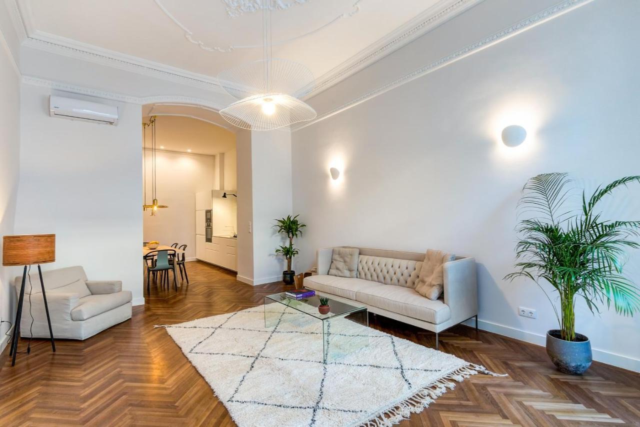 Central Basilica Apartman Budapest Bagian luar foto
