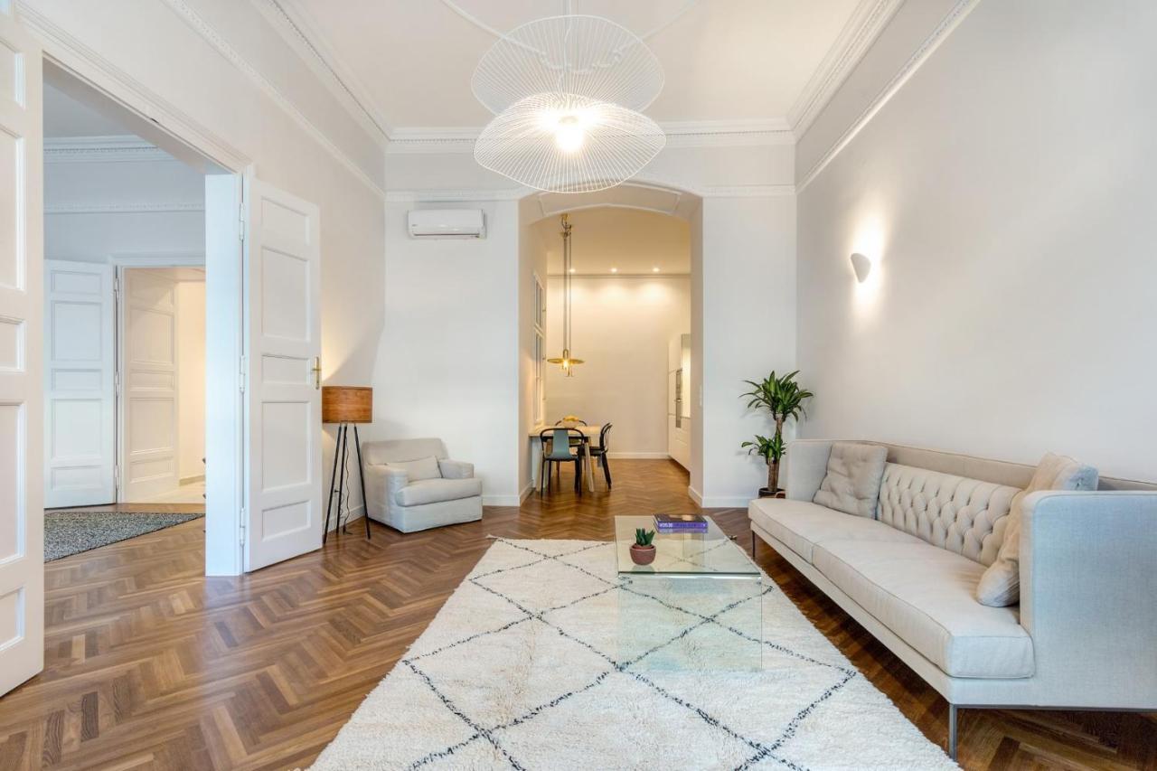 Central Basilica Apartman Budapest Bagian luar foto