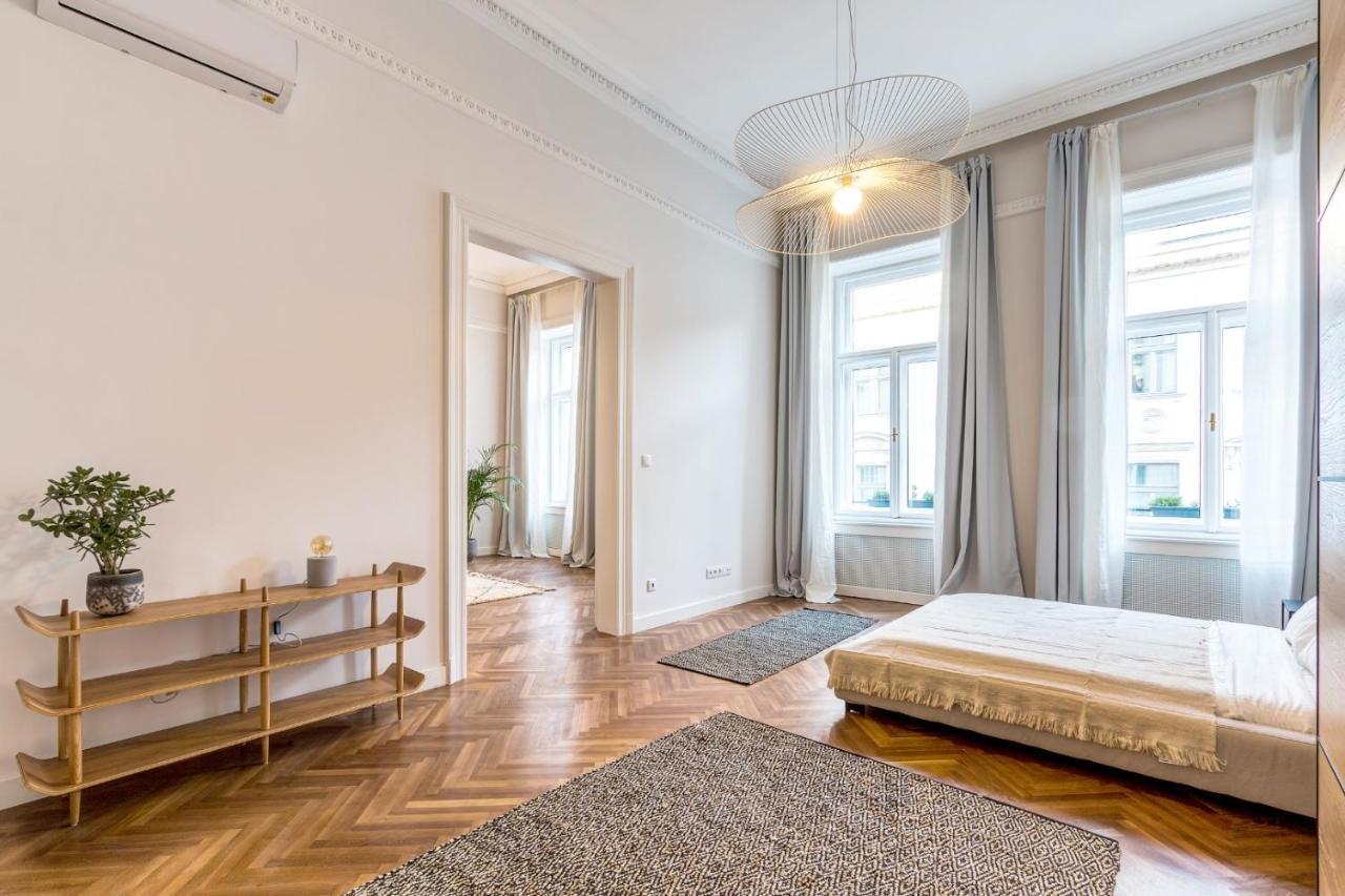 Central Basilica Apartman Budapest Bagian luar foto